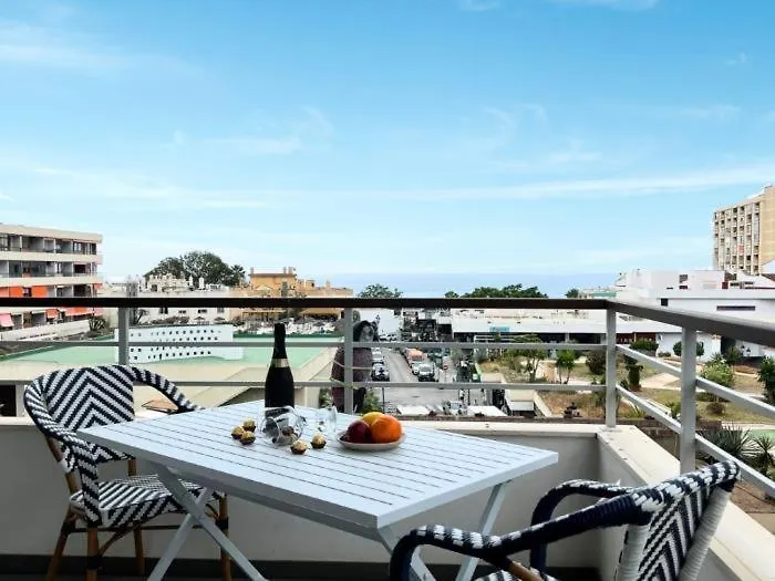 Apartment Rivendale 2 Bedroom 2 Bathroom With Balcony And Sea Views In The Nogalera Complex By Namaste Elite Torremolinos