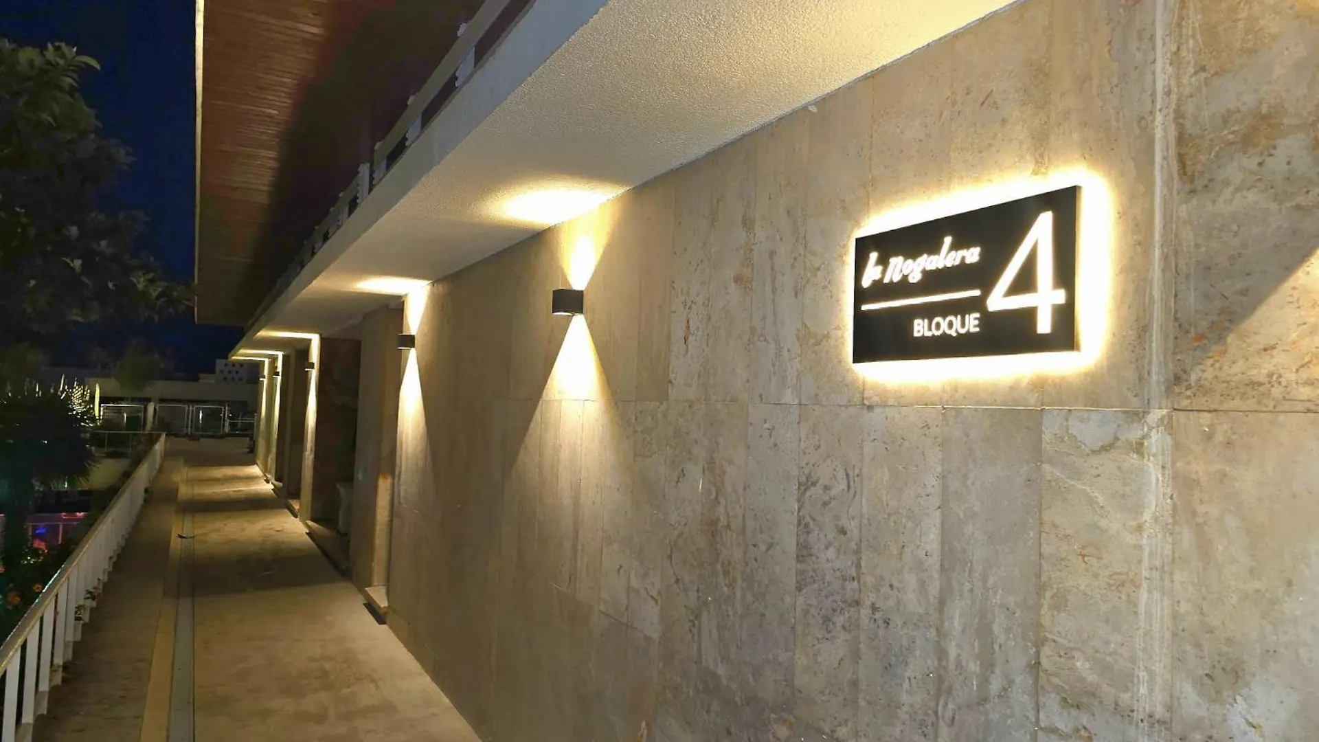 Rivendale 2 Bedroom 2 Bathroom With Balcony And Sea Views In The Nogalera Complex By Namaste Elite Torremolinos Apartment