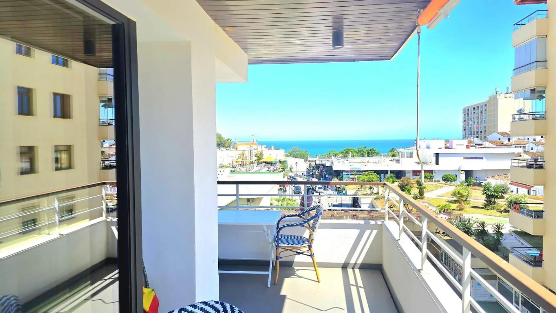 Rivendale 2 Bedroom 2 Bathroom With Balcony And Sea Views In The Nogalera Complex By Namaste Elite Torremolinos Apartment
