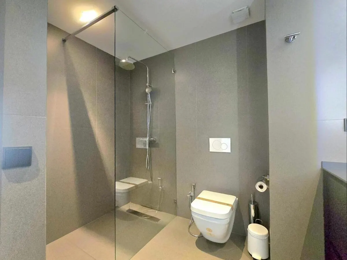 Rivendale 2 Bedroom 2 Bathroom With Balcony And Sea Views In The Nogalera Complex By Namaste Elite Torremolinos 0*,  España